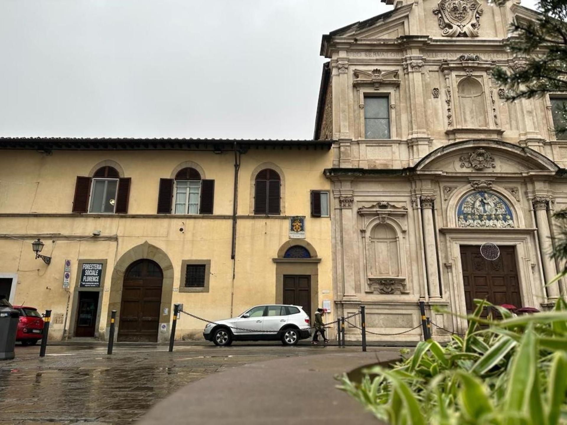 New Generation Hostel Florence Center Excellent Location The Right Alternative To Luxury Hotels A Few Steps From The Ponte Vecchio Surrounded By Restaurants And Clubs And Offers Opportunities For Shopping Free Wi-Fi Kitchen Garden Экстерьер фото