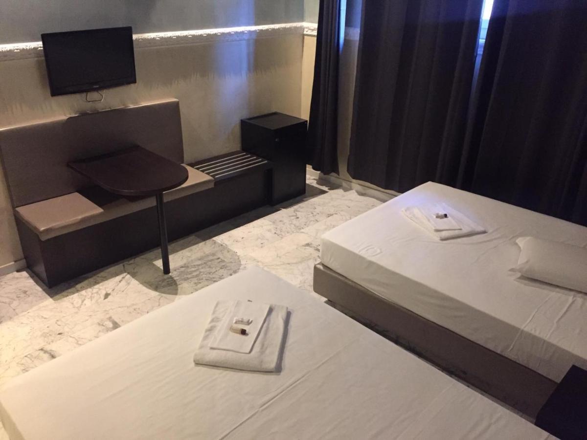 New Generation Hostel Флоренция Экстерьер фото